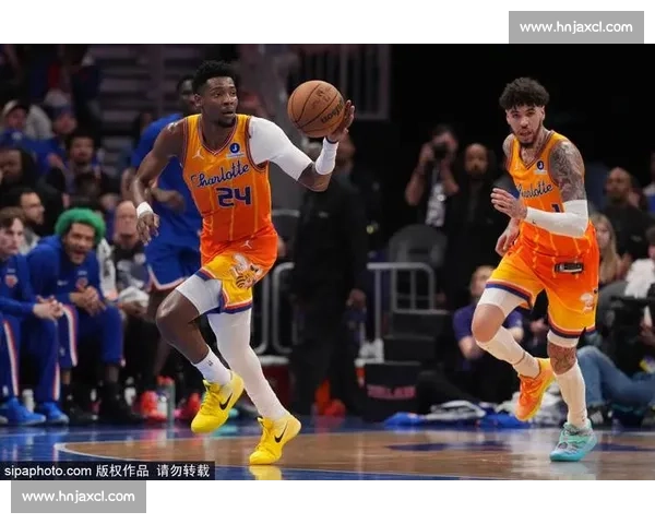 热火对决尼克斯东部强强碰撞引爆季后赛悬念全场焦点之战谁主沉浮